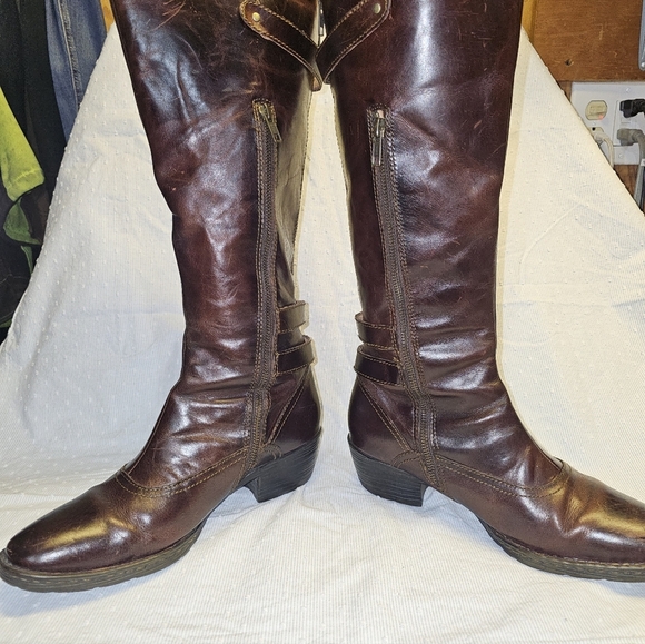 Born Dark Brown Tall Boots - Picture 4 of 8